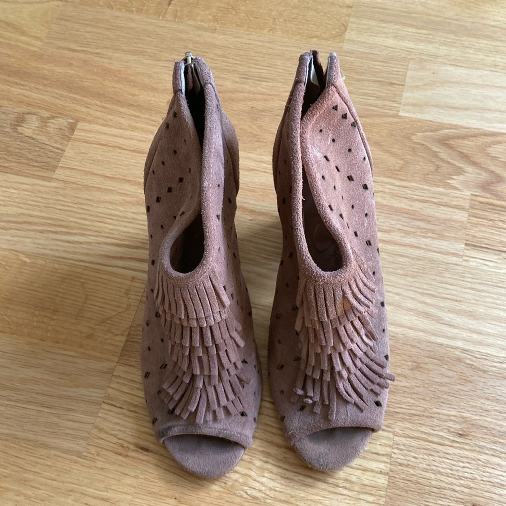 Jessica Simpson dusty rose suede booties